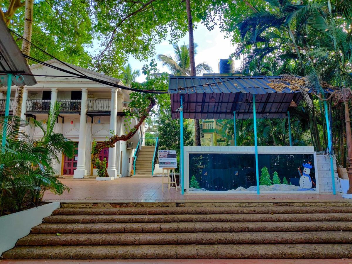 Piggy Calangute By Urban Nomads - Dorms & Pvt Rooms GOA Ngoại thất bức ảnh