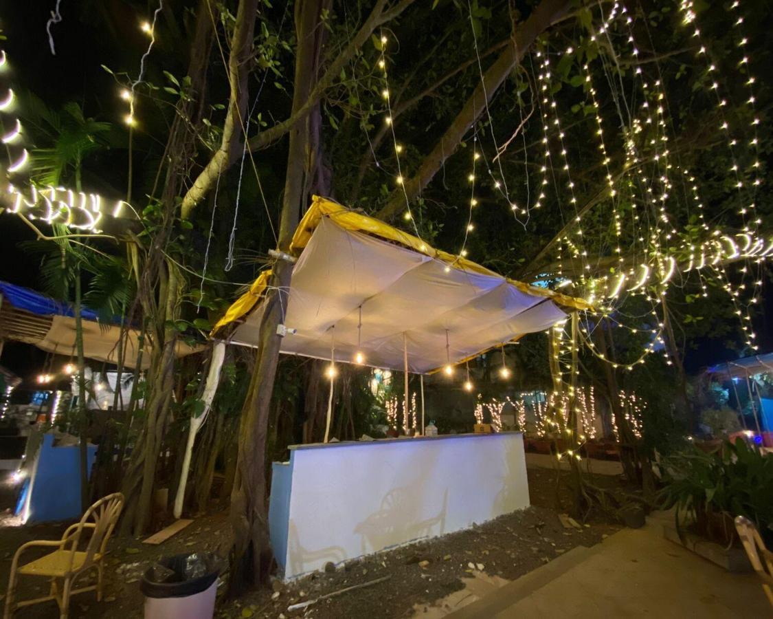 Piggy Calangute By Urban Nomads - Dorms & Pvt Rooms GOA Ngoại thất bức ảnh