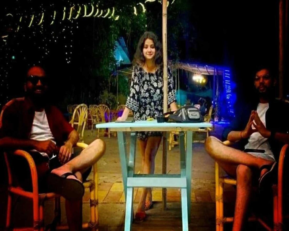 Piggy Calangute By Urban Nomads - Dorms & Pvt Rooms GOA Ngoại thất bức ảnh